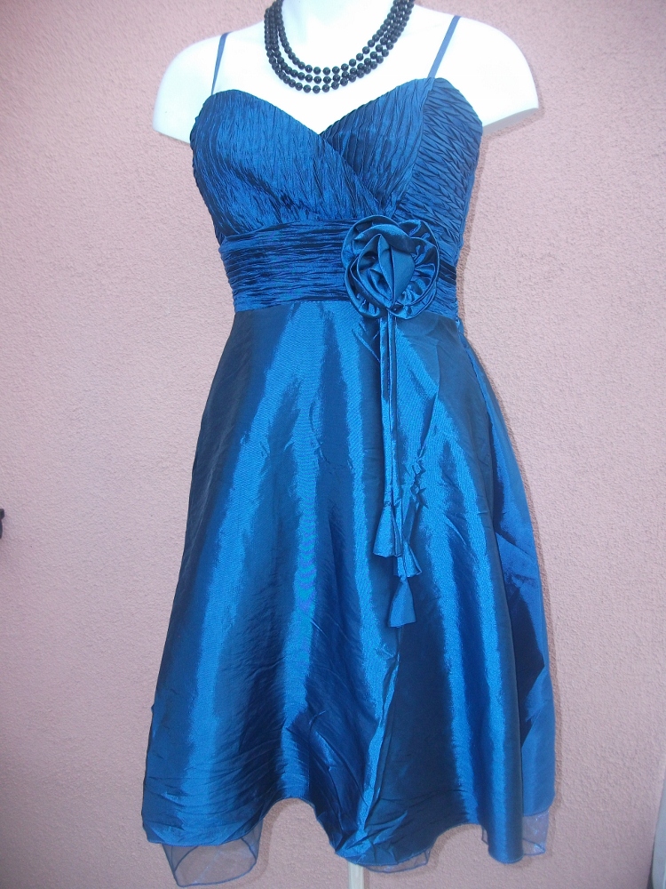 superbe robe bleu canard